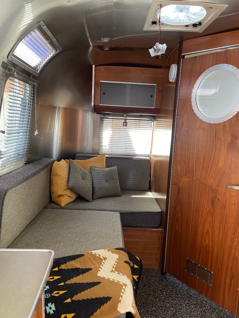 2007 Airstream International 19 Towable trailer in Mercer Island