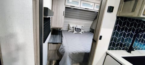 2022 Keystone RV Passport GT 2401BHWE Towable trailer in Summerlin