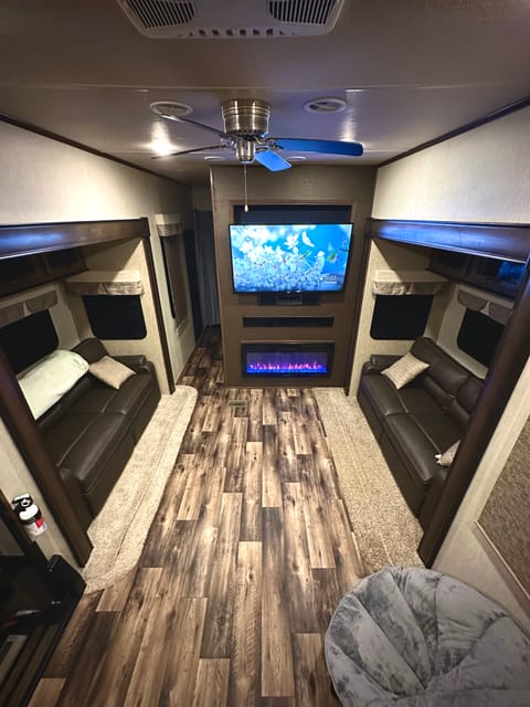 2019 Forest River RV Sierra 38FKOK Towable trailer in Spartanburg