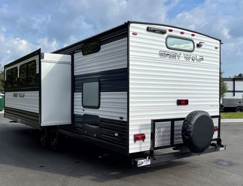 2024 Grey Wolf 29TE VIN (2352) Winter Haven Towable trailer in Winter Haven