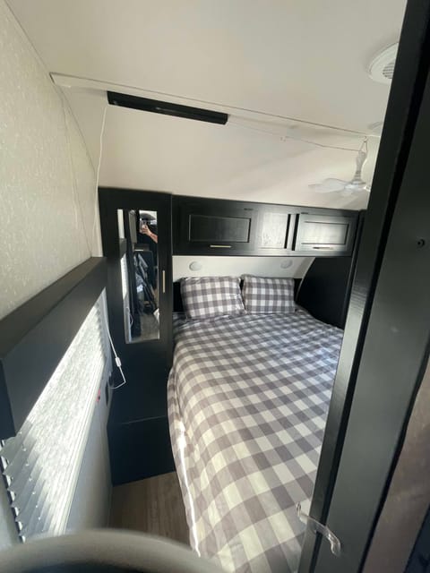 Awesome Bunkhouse Travel Trailer! Towable trailer in Prescott Valley