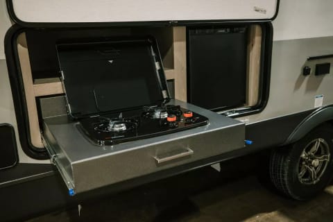 2022 Forest River RV Flagstaff Micro Lite 25BRDS Towable trailer in Santa Clara
