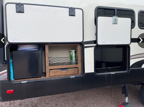 Grand Design Reflection Sleep 8 adults or 6+4 kids Towable trailer in Rio Rancho