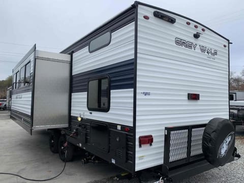 2024 FR Grey Wolf 26DBH (7746) Winter Haven Towable trailer in Winter Haven