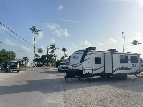 T & K's Family Approved Paradise RV Rental Towable trailer in Oakland Park