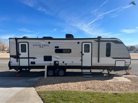 2021 Dutchmen RV Aspen Trail 2810BHSWE Towable trailer in Apple Valley