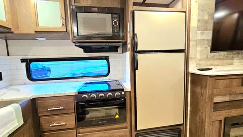 Camden's Camper - 32' - 2021 Dutchman Coleman Towable trailer in Moorhead