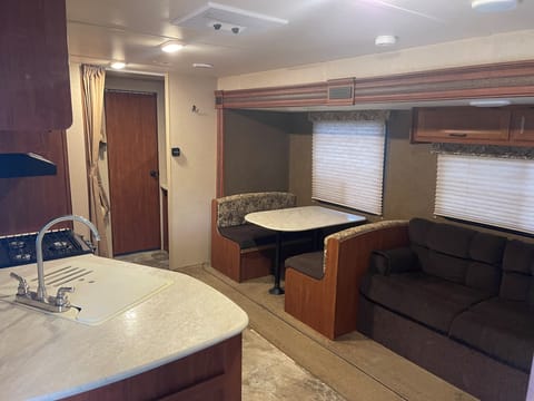 2015 Jayco Perfect for the entire Family Towable trailer in Bismarck