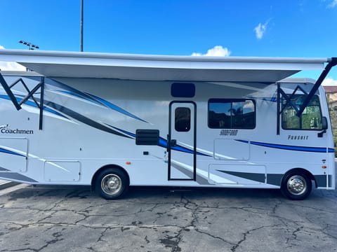 THIS IS THE ONE 2022 Coachmen Pursuit RV Véhicule routier in Menifee