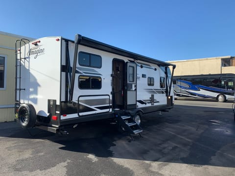 2021 Grand Design Imagine 2400BH Towable trailer in Folsom