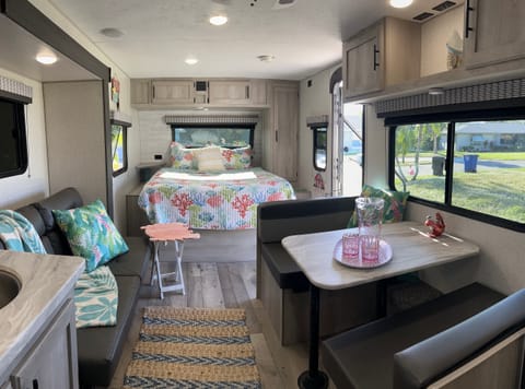 Belle Aire Lagoon's Beach Escape ~ We Deliver! Towable trailer in North Fort Myers