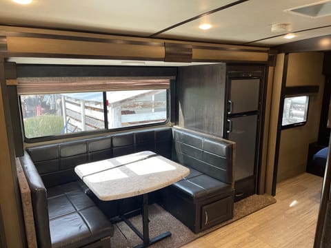 2017 Grand Design Imagine 2400BH Towable trailer in Santa Rosa