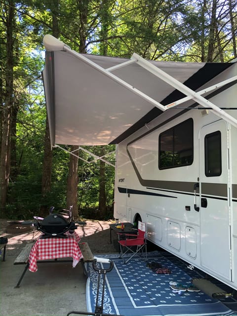 2019 Winnebago Intent 29L Drivable vehicle in Kettering