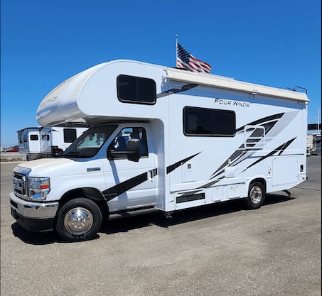 2024 THOR Four Winds 24F Class C RV w/Solar System Drivable vehicle in Martinez