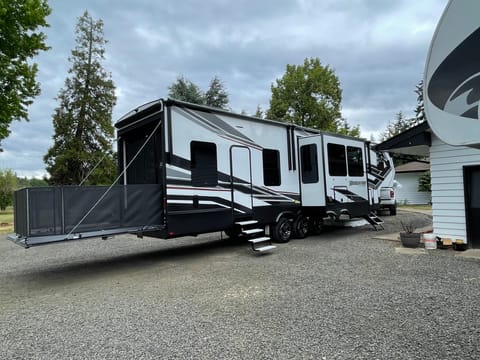 2021 Grand Design Momentum M-Class 381M Towable trailer in Albany