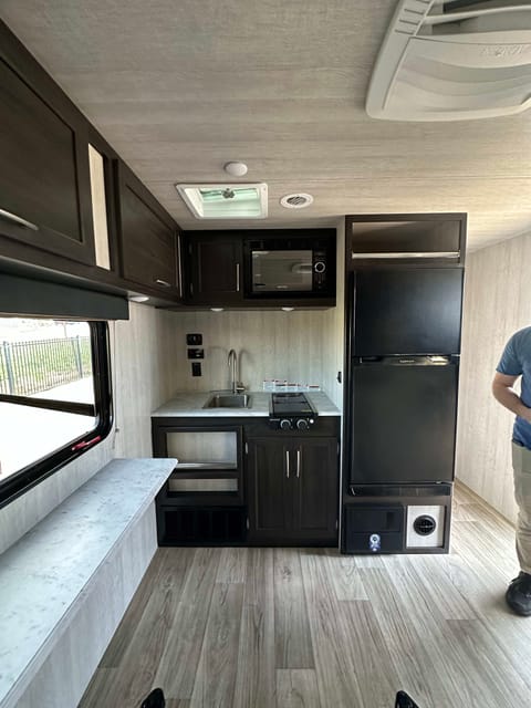 2023 Leon’s OFF GRID LE GRANDE caravan Towable trailer in Granada Hills