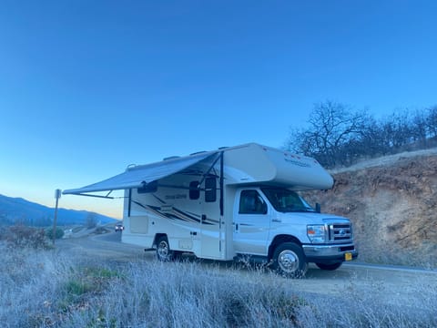 2018 Winnebago Minnie Winnie 22R Drivable vehicle in Ashland