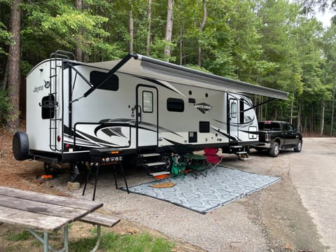 Home Away from Home - 2019 Jayco Whitehawk 29BH Towable trailer in Northport