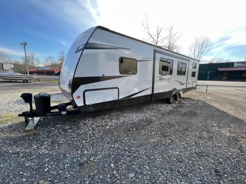 2021 Keystone RV Bullet 290BHS Towable trailer in Heber Springs