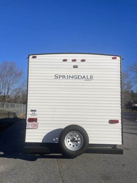 Smokey Mountain Glamper Towable trailer in Clyde
