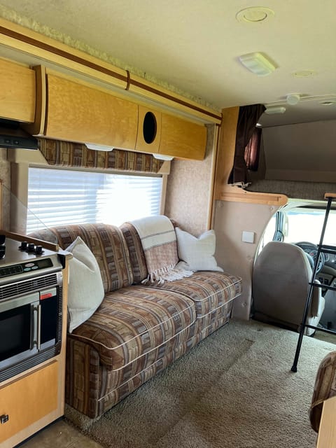 The GiddyUp 2007 Winnebago Outlook 31C Drivable vehicle in West Sacramento