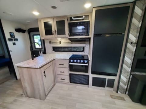 KZ Connect 291BHK Towable trailer in Goleta