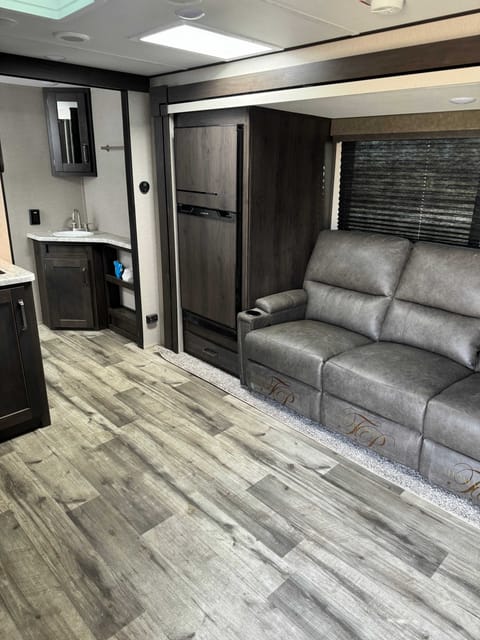 2023 Grand Design Transcend Xplor 261BH Towable trailer in Mesilla