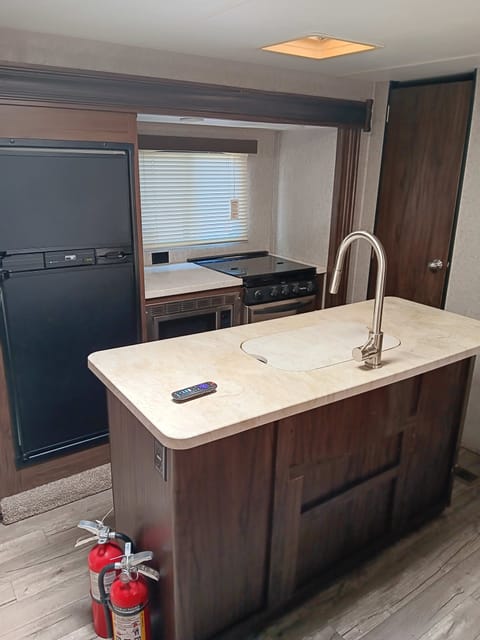 2018 Forest River Cherokee Towable trailer in Hermitage