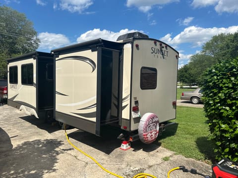 “I go where I’m towed” Towable trailer in Greer