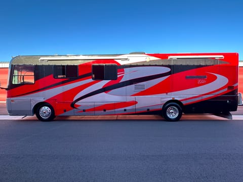 Coachmen RV Sportscoach Elite 402TS (AZ) Drivable vehicle in Yuma