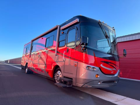 Coachmen RV Sportscoach Elite 402TS (AZ) Drivable vehicle in Yuma