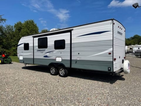 Gently down the Gulfstream! Towable trailer in Syracuse