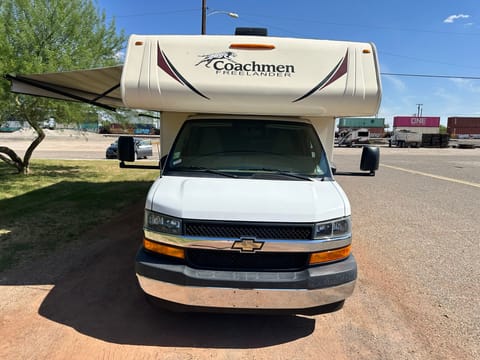 Coachmen RV Freelander 27QB Chevy 4500 (AZ) Drivable vehicle in Yuma