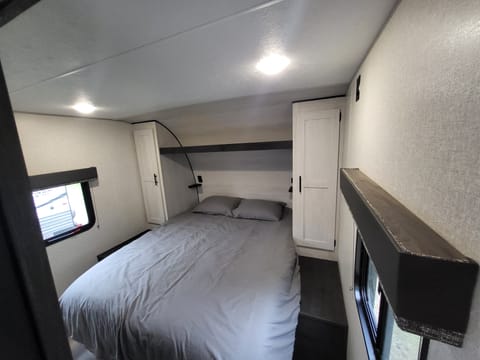 Family Friendly Bunkhouse Travel Trailer (2022) Remorque tractable in Schofield