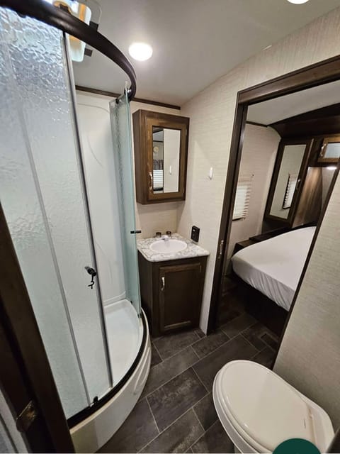 2019 Keystone RV Premier Ultra Lite 29RKPR Towable trailer in Webster