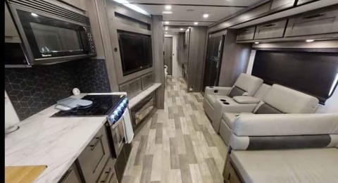 2023 Forest River RV FR3 34DS Véhicule routier in Taunton