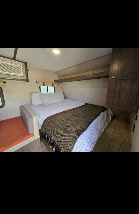 2019 Keystone RV Hideout Single Axle 175LHS Reboque rebocável in Beaver