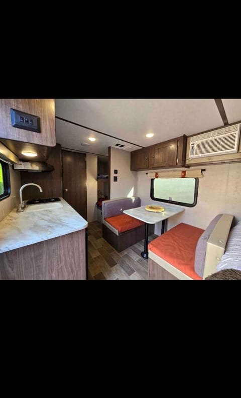 2019 Keystone RV Hideout Single Axle 175LHS Reboque rebocável in Beaver