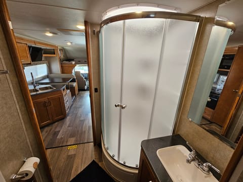 2019 Winnebago Minnie Winnie 31G Drivable vehicle in Rockwall