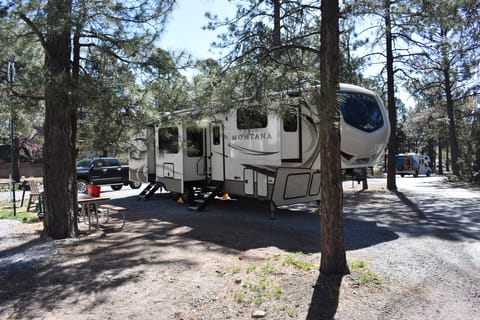 2018 Keystone RV Montana 3731FL Towable trailer in Schertz