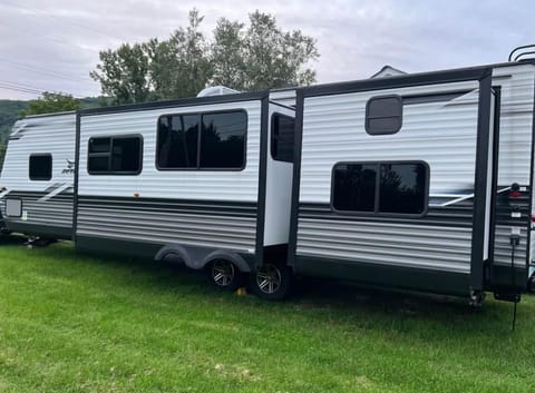 Jayco Jayflight - farmhouse style Towable trailer in Georgia