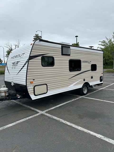 2018 Keystone RV Hideout Single Axle 175LHS Towable trailer in Salem