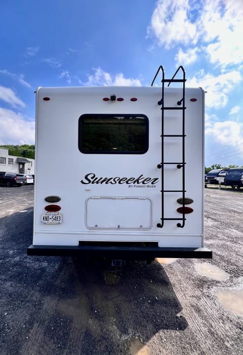 2017 Forest River RV Sunseeker 31S Drivable vehicle in Syracuse