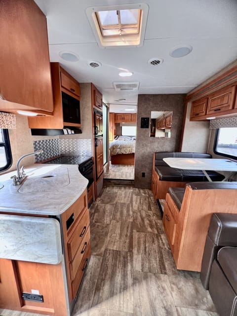 2017 Forest River RV Sunseeker 31S Drivable vehicle in Syracuse