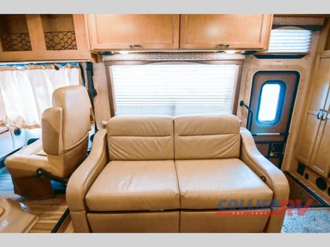 Explore in comfort + Optional Motorcycle Trailer Drivable vehicle in Wauwatosa