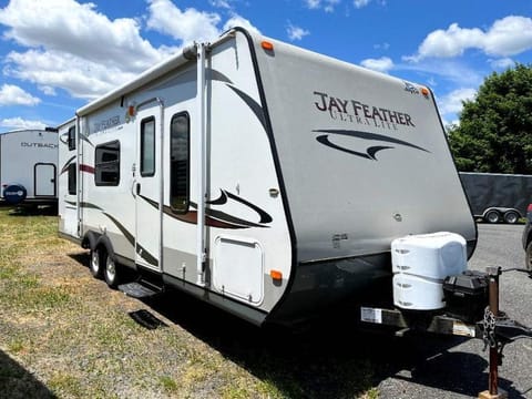 J&js Camper Towable trailer in Middle Smithfield