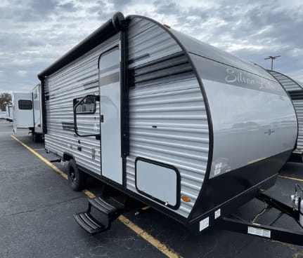 Cozy : Your 2025 Silver Lake Adventure Awaits Towable trailer in East Grand Rapids