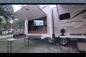 Home Away From Home  Jayco Jay Flight 32 Towable trailer in Pensacola