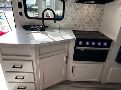 Home away from Home Towable trailer in Lakeland