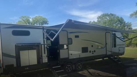 2020 Forest River RV Cherokee Alpha Wolf 29QB-L Towable trailer in Kearney